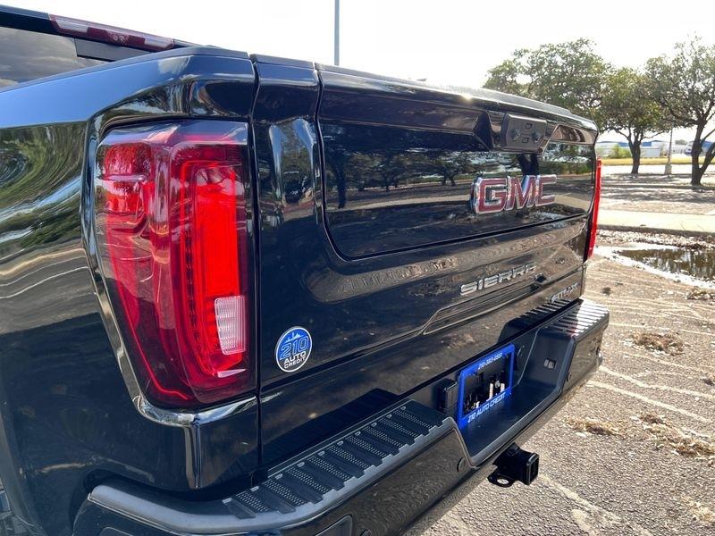 GMC Sierra 1500 AT4X Crew Cab 4WD 2023
