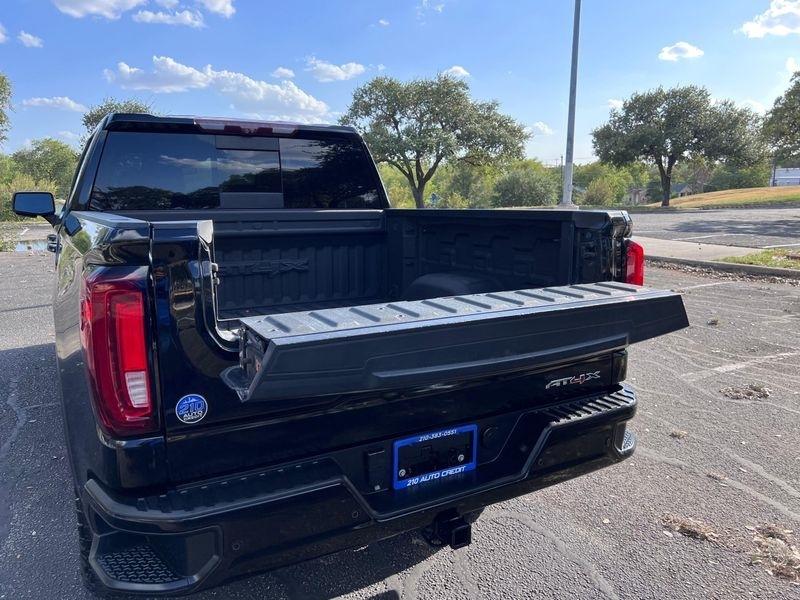 GMC Sierra 1500 AT4X Crew Cab 4WD 2023