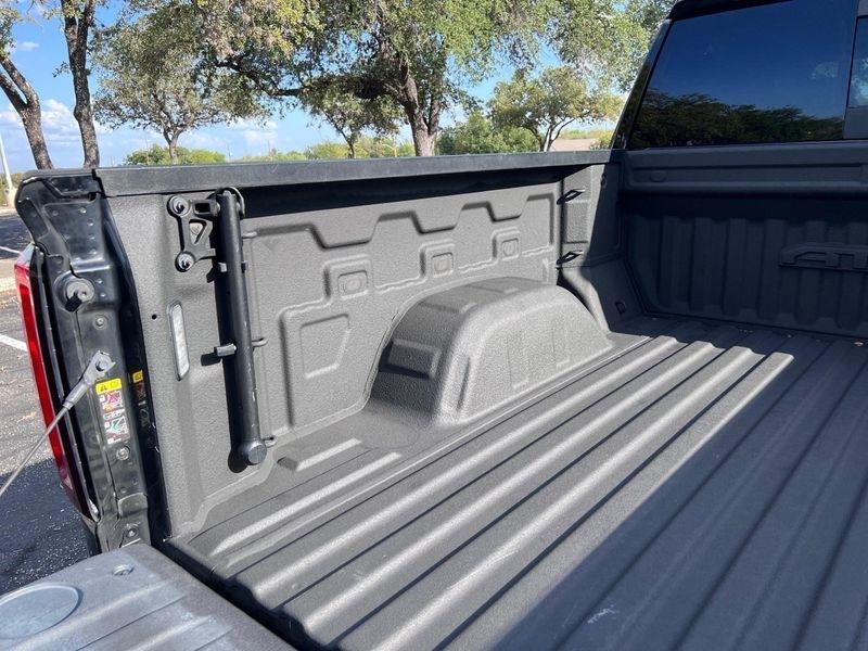 GMC Sierra 1500 AT4X Crew Cab 4WD 2023