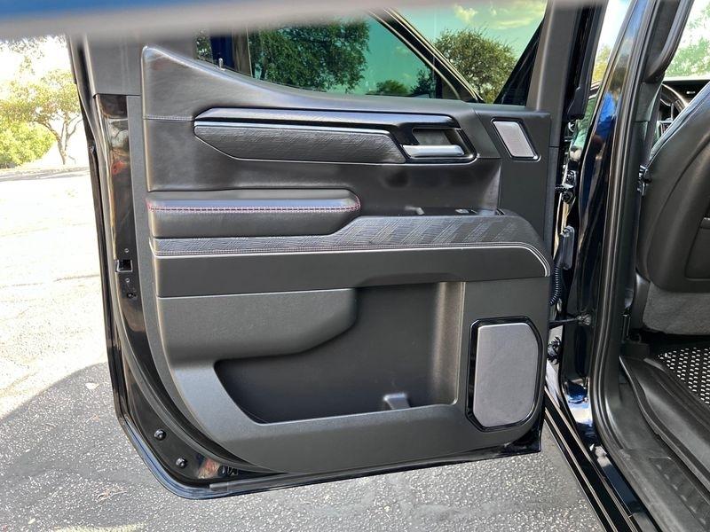 GMC Sierra 1500 AT4X Crew Cab 4WD 2023