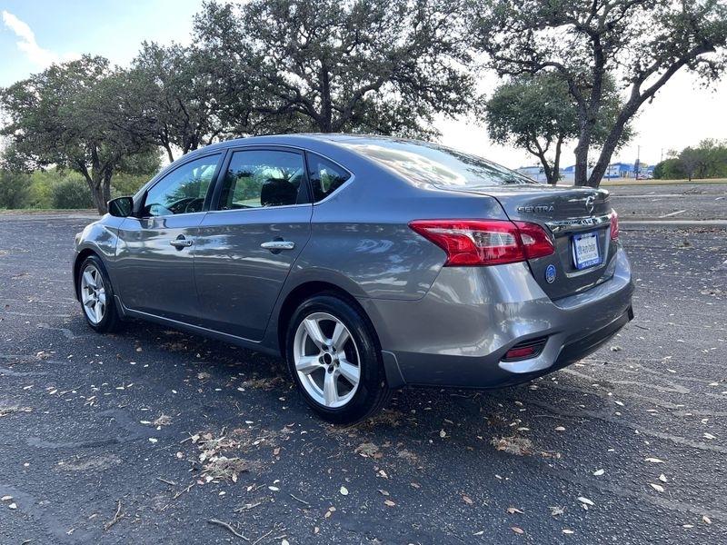 Nissan Sentra SR 2019