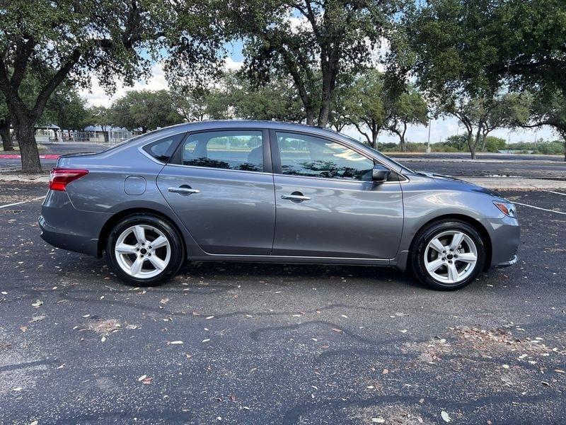 Nissan Sentra SR 2019