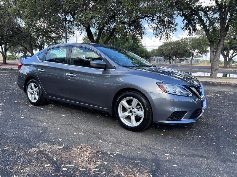 Nissan Sentra SR 2019