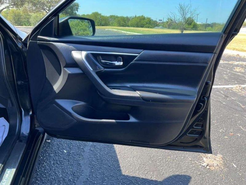 Nissan Altima 2.5 SR 2018