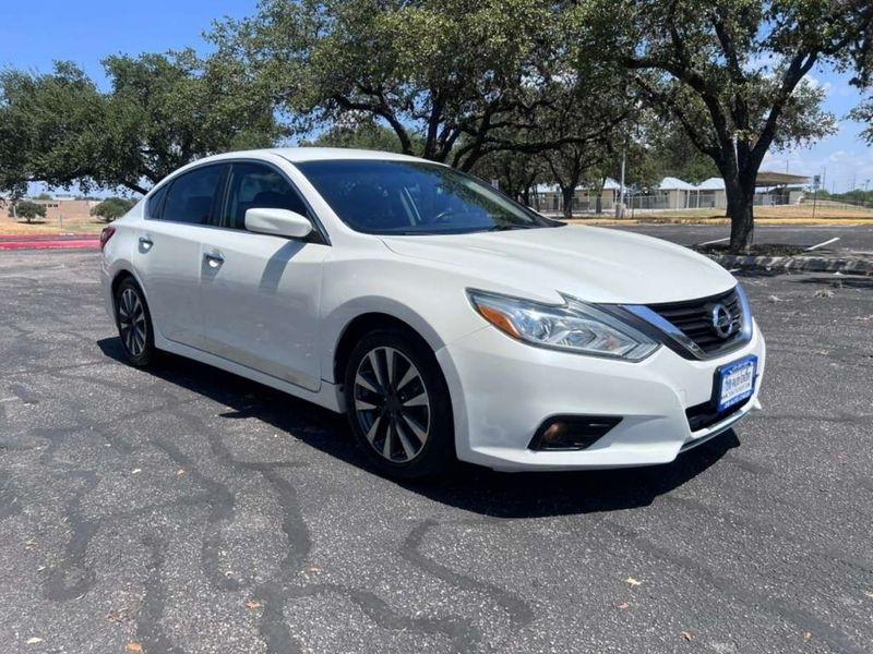 Nissan Altima 2.5 SV 2017