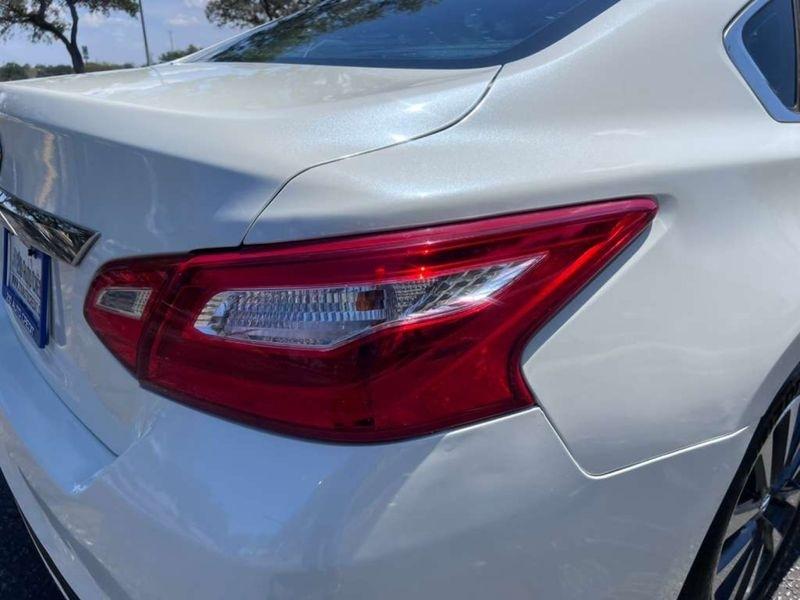 Nissan Altima 2.5 SV 2017