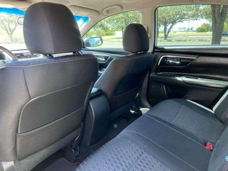 Nissan Altima 2.5 SV 2017