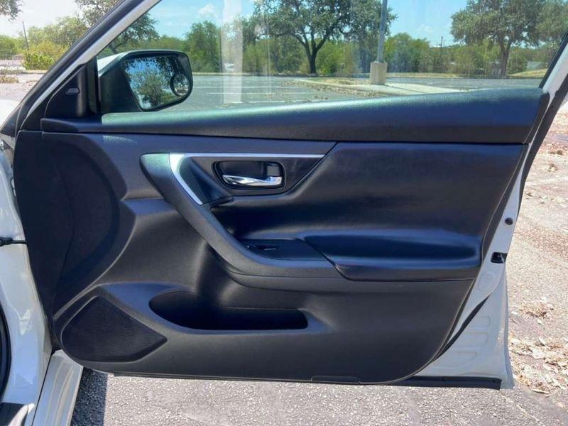 Nissan Altima 2.5 SV 2017