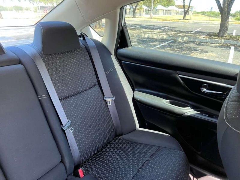 Nissan Altima 2.5 SV 2017