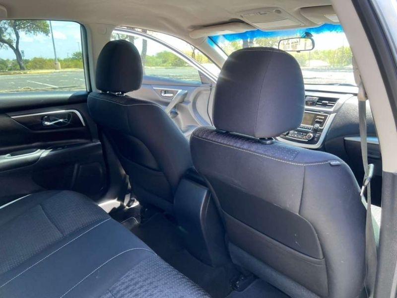 Nissan Altima 2.5 SV 2017