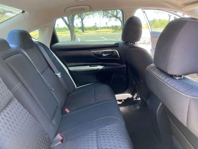 Nissan Altima 2.5 SV 2017