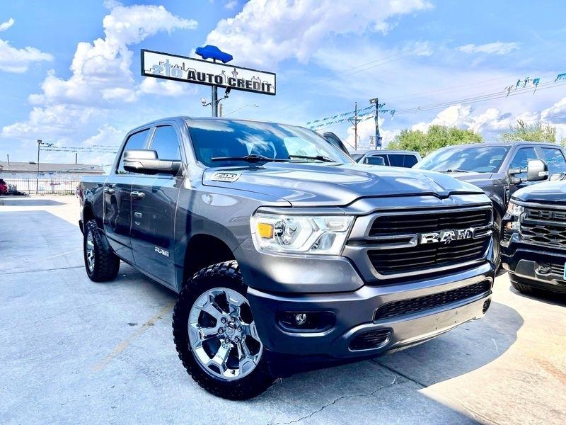 RAM 1500 Lone Star Crew Cab SB 2WD 2022