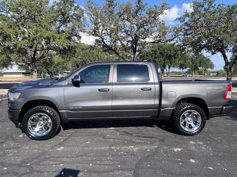 RAM 1500 Lone Star Crew Cab SB 2WD 2022