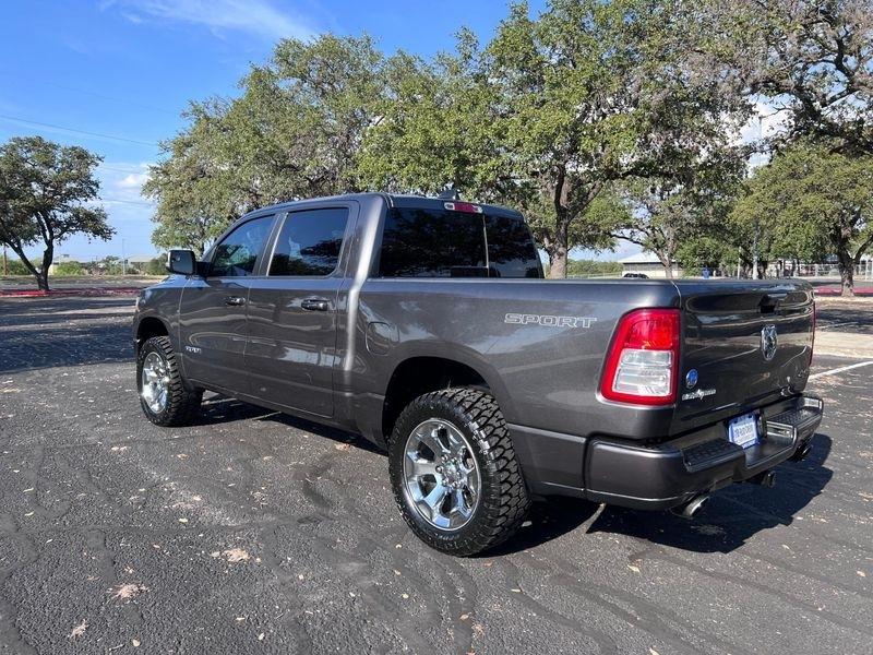 RAM 1500 Lone Star Crew Cab SB 2WD 2022