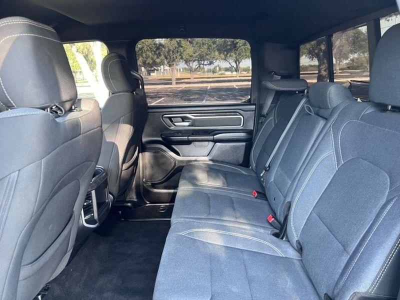 RAM 1500 Lone Star Crew Cab SB 2WD 2022