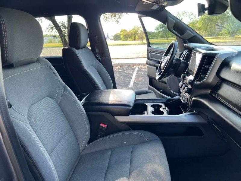 RAM 1500 Lone Star Crew Cab SB 2WD 2022