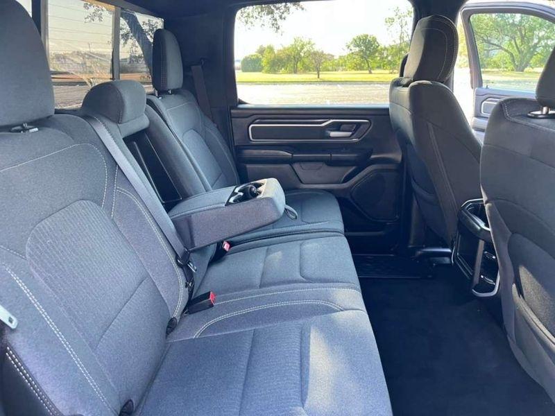 RAM 1500 Lone Star Crew Cab SB 2WD 2022