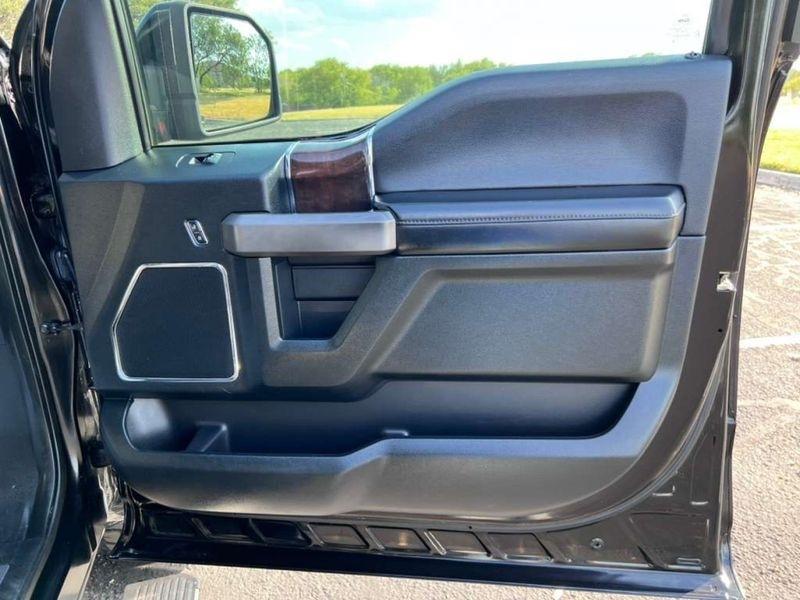 Ford F-150 Platinum SuperCrew 5.5-ft. Bed 2WD 2016
