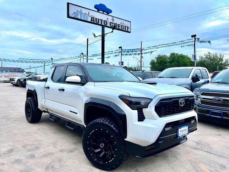 Toyota Tacoma TRD Sport Double Cab 2WD 2024