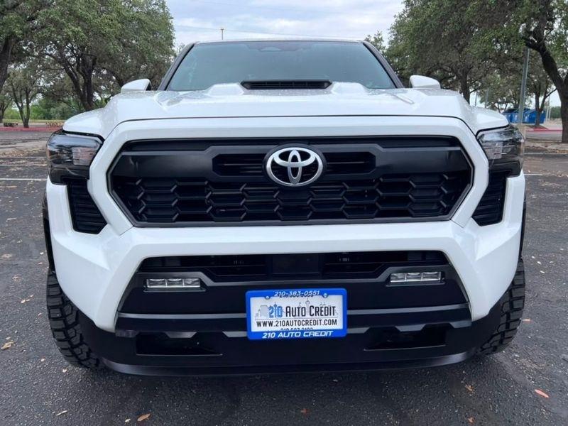 Toyota Tacoma TRD Sport Double Cab 2WD 2024