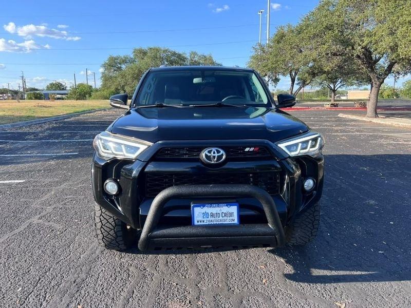 Toyota 4Runner SR5 2WD 2016
