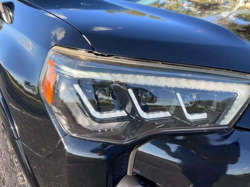 Toyota 4Runner SR5 2WD 2016