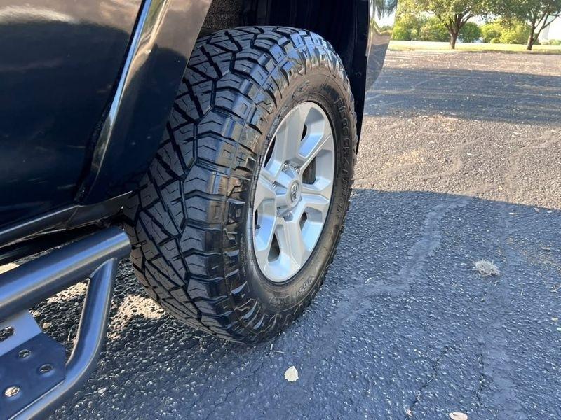 Toyota 4Runner SR5 2WD 2016