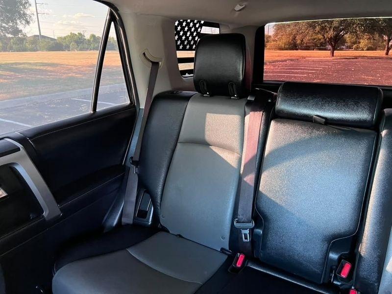 Toyota 4Runner SR5 2WD 2016