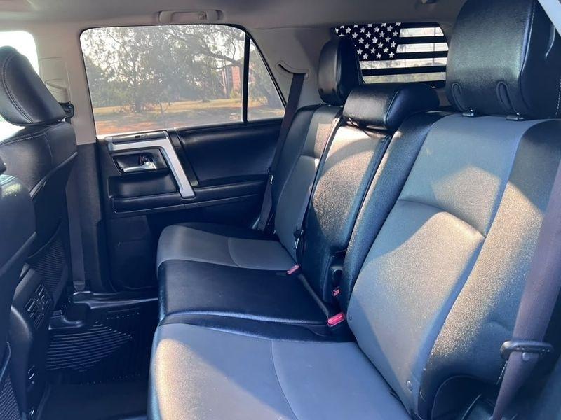 Toyota 4Runner SR5 2WD 2016