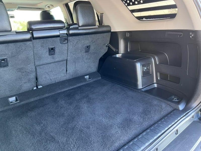 Toyota 4Runner SR5 2WD 2016