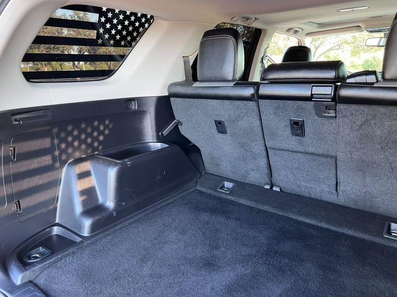 Toyota 4Runner SR5 2WD 2016