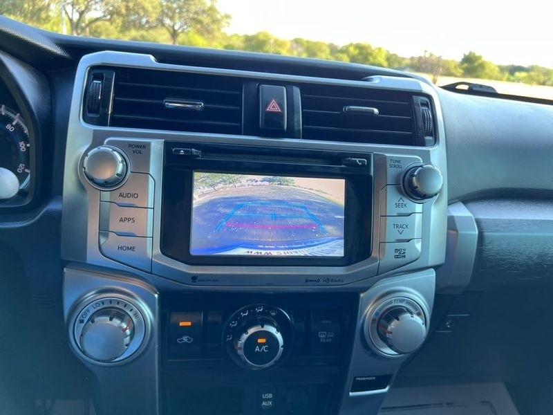 Toyota 4Runner SR5 2WD 2016