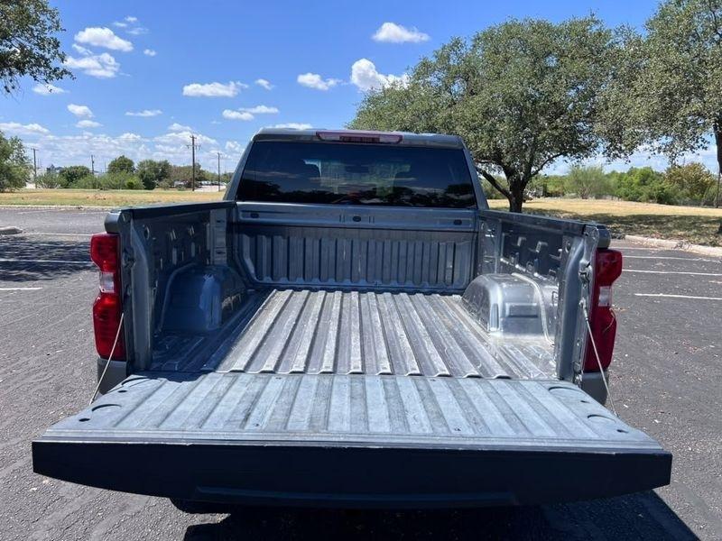 Chevrolet Silverado 1500 LT Crew Cab 4WD 2021