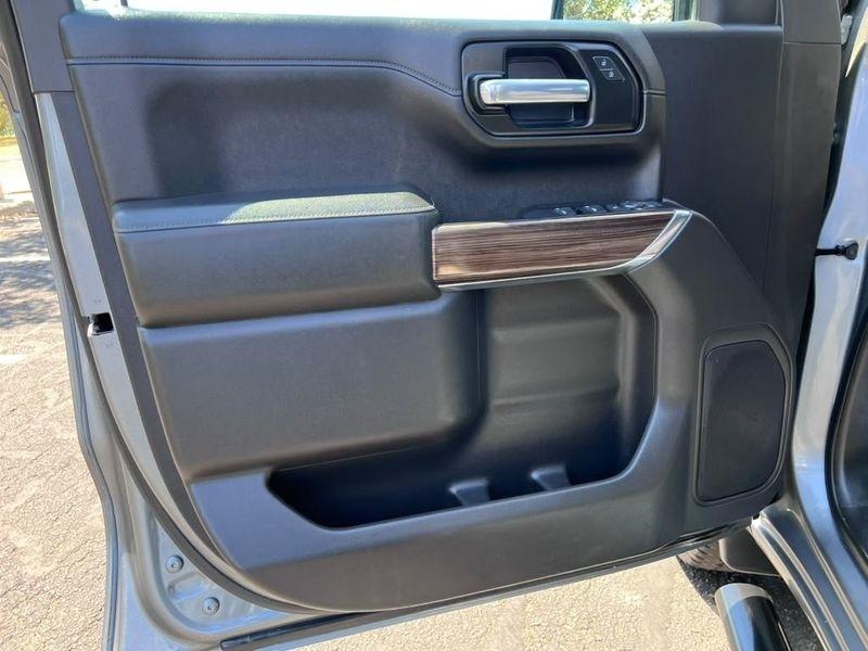 Chevrolet Silverado 1500 LT Crew Cab 4WD 2021