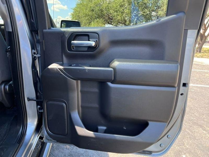 Chevrolet Silverado 1500 LT Crew Cab 4WD 2021