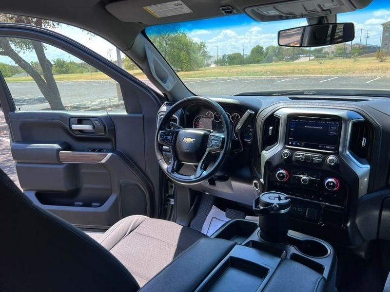 Chevrolet Silverado 1500 LT Crew Cab 4WD 2021