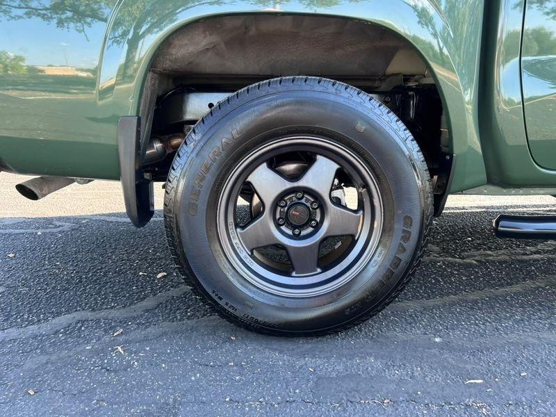 Nissan Frontier SV Crew Cab 2WD 2022