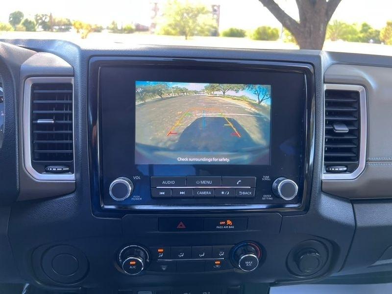Nissan Frontier SV Crew Cab 2WD 2022
