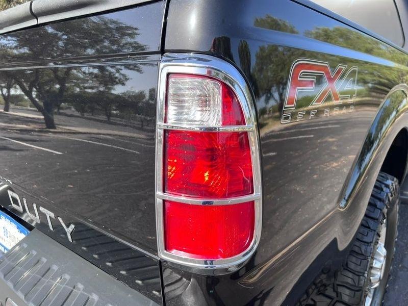 Ford F-250 SD XLT Crew Cab 4WD 2016
