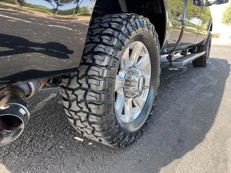 Ford F-250 SD XLT Crew Cab 4WD 2016