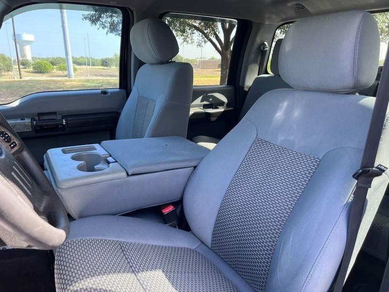 Ford F-250 SD XLT Crew Cab 4WD 2016