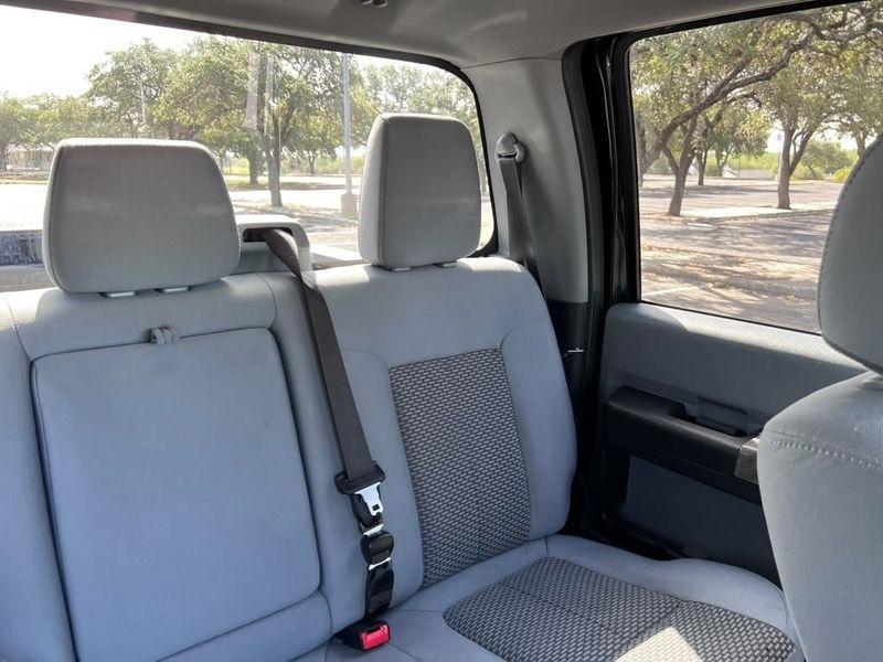 Ford F-250 SD XLT Crew Cab 4WD 2016