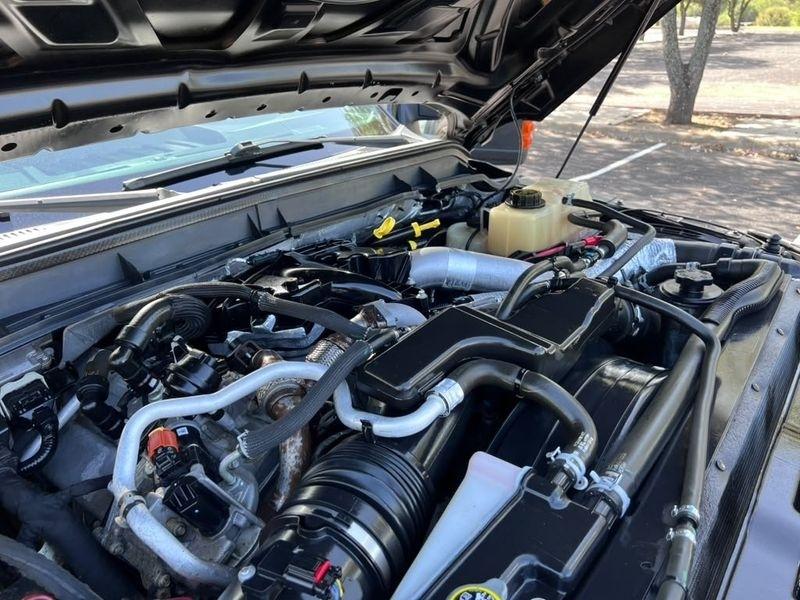 Ford F-250 SD XLT Crew Cab 4WD 2016