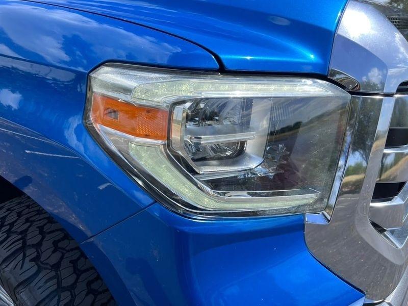 Toyota Tundra Platinum CrewMax 5.7L FFV 4WD 2018
