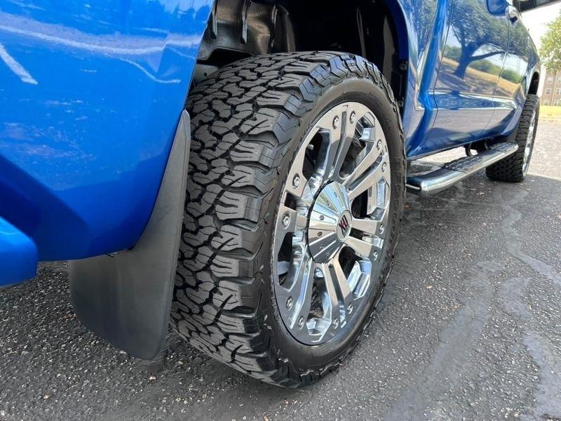 Toyota Tundra Platinum CrewMax 5.7L FFV 4WD 2018