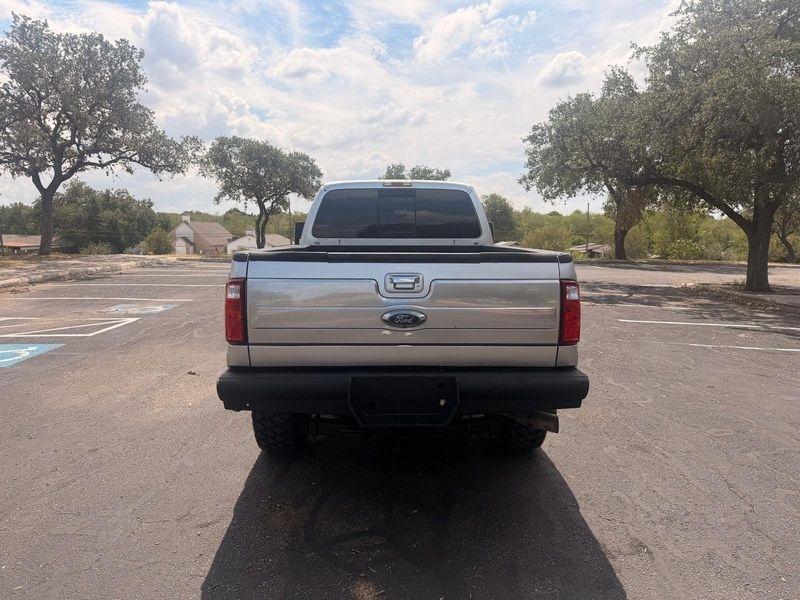 Ford F-350 SD Lariat Crew Cab 4WD 2015