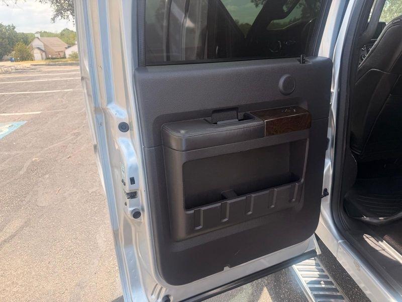 Ford F-350 SD Lariat Crew Cab 4WD 2015