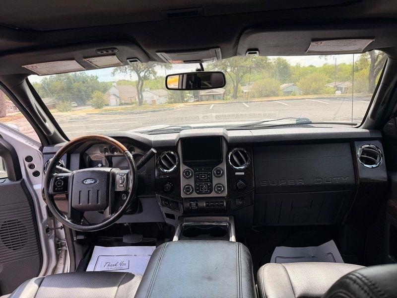 Ford F-350 SD Lariat Crew Cab 4WD 2015