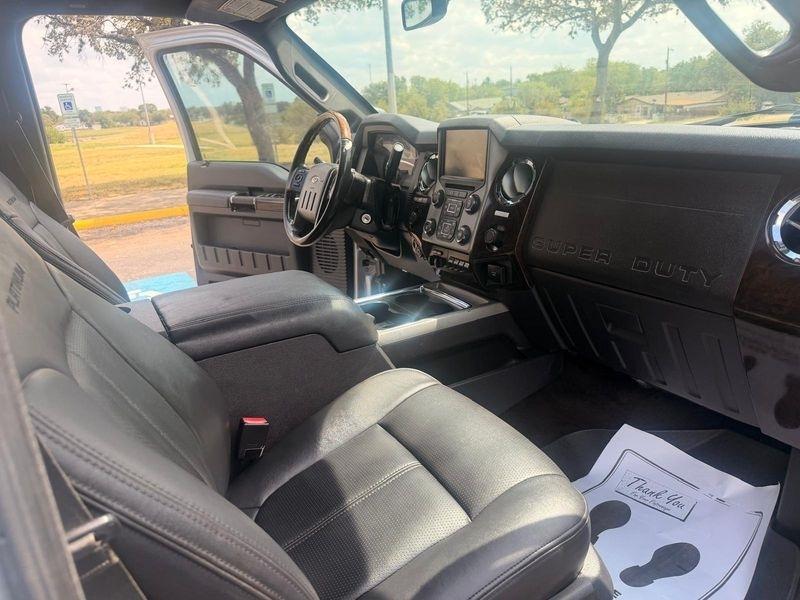 Ford F-350 SD Lariat Crew Cab 4WD 2015