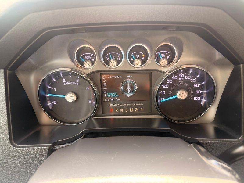 Ford F-350 SD Lariat Crew Cab 4WD 2015
